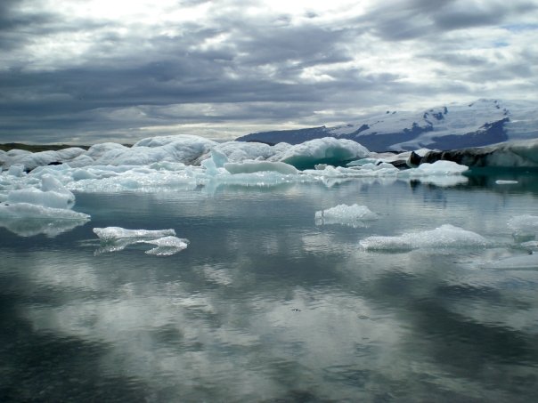 Iceland's glacier limits (2010)
