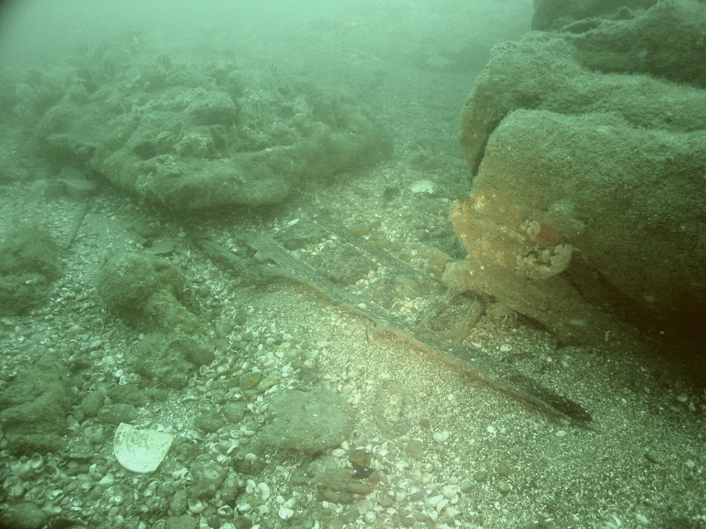 Fragments of hull structure of the \'Pipe wreck\'